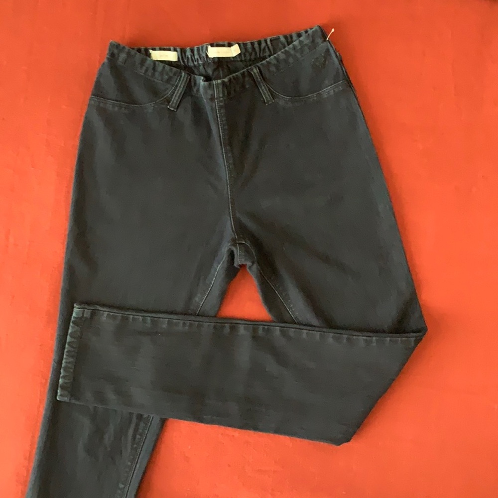 Silence + Noise pull on Jeans